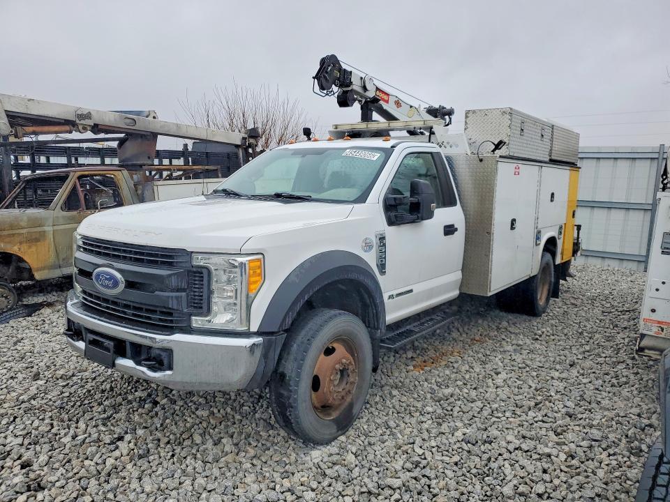 2017 Ford F550 Super Duty Utility / Service Truck