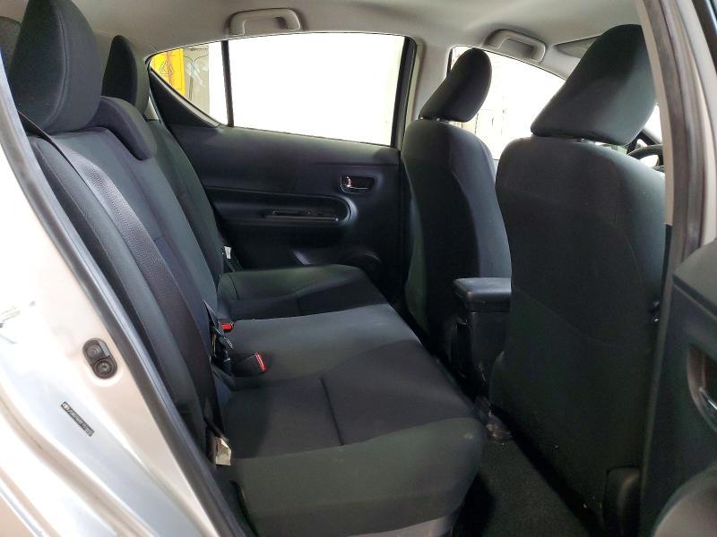 2015 Toyota Prius c two