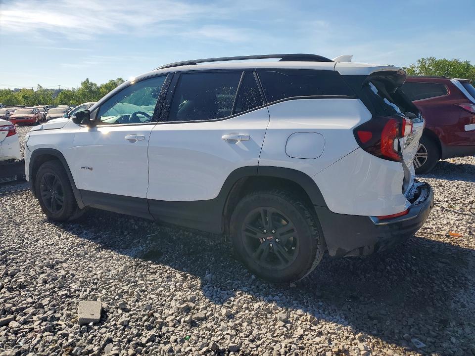 2022 GMC Terrain AT4