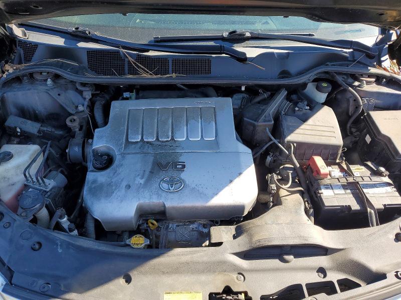 2010 Toyota Venza awd V6