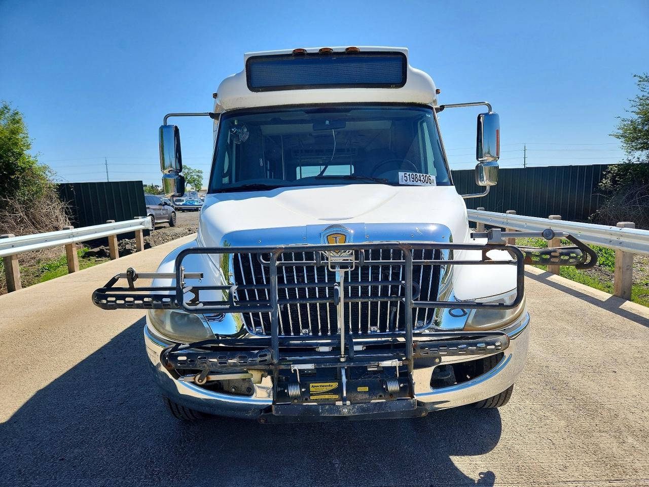 2011 Ic Corporation 3000 HC