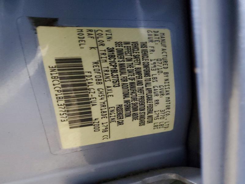 2011 Nissan Versa 1.8 s