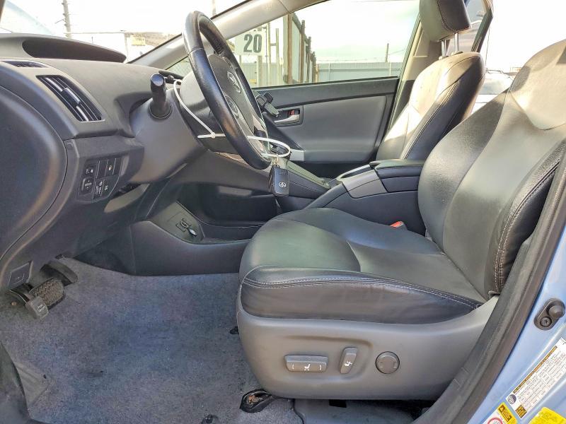 2015 Toyota Prius Plug-in Hybrid Advanced