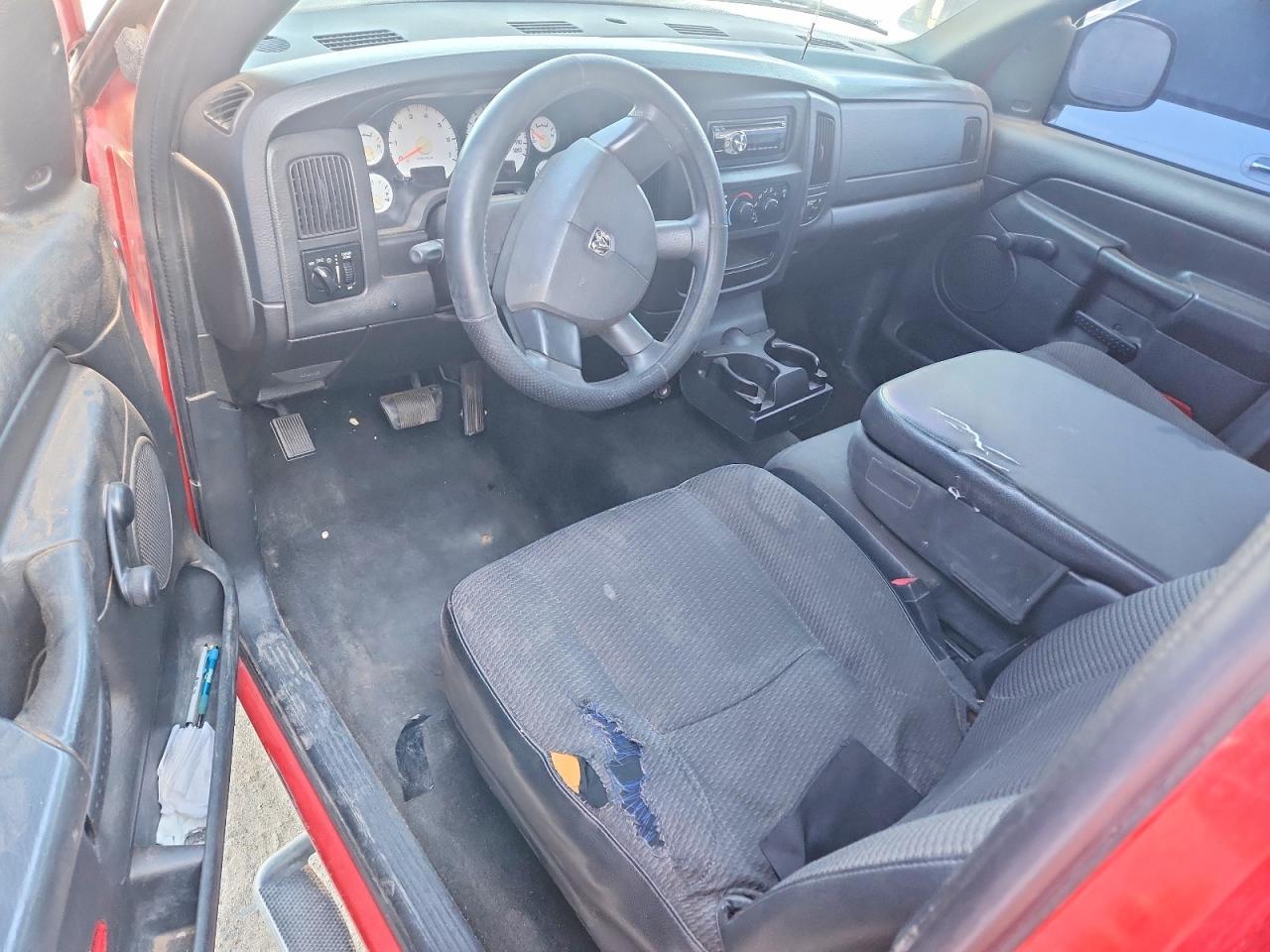 2005 Dodge RAM 1500 ST