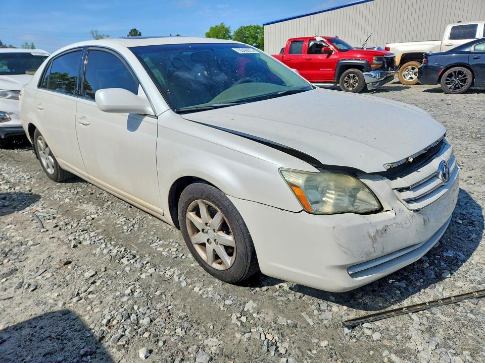 2005 Toyota Avalon xl