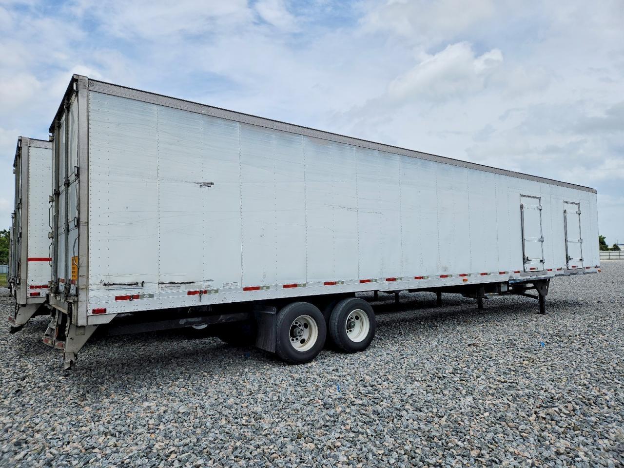 2013 Utility Refrigerated Van Trailer