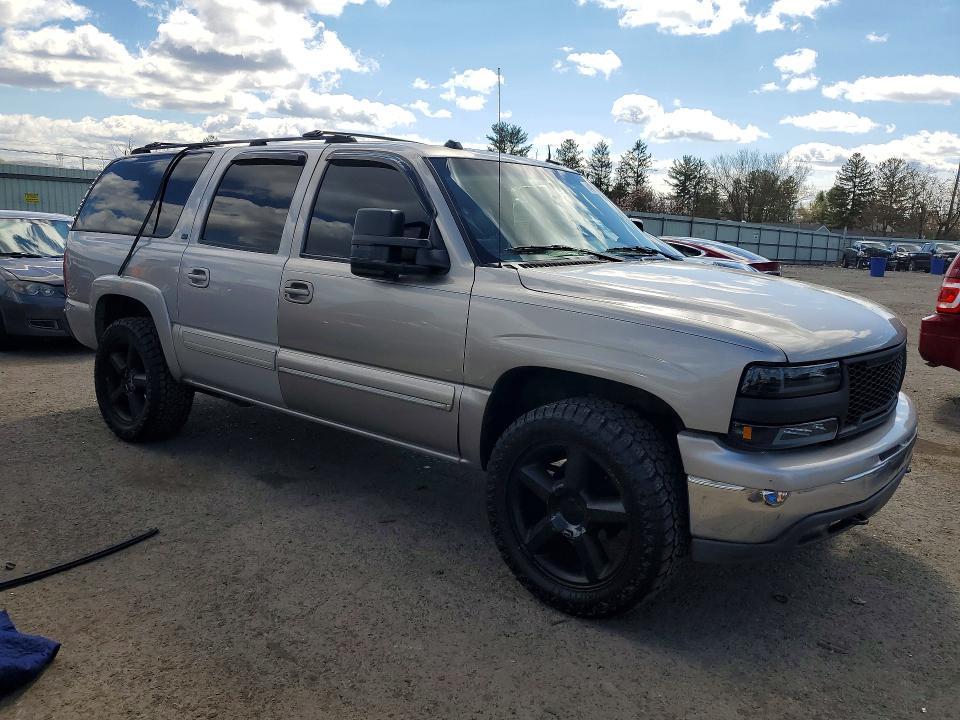 2004 Chev Suburban