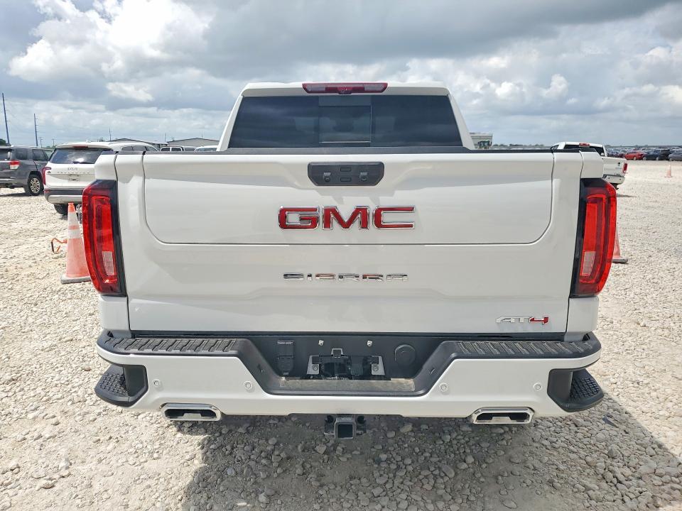 2026 GMC Sierra K1500 AT4