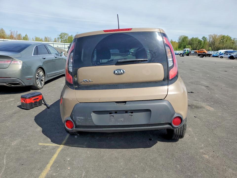 2016 KIA Soul Base