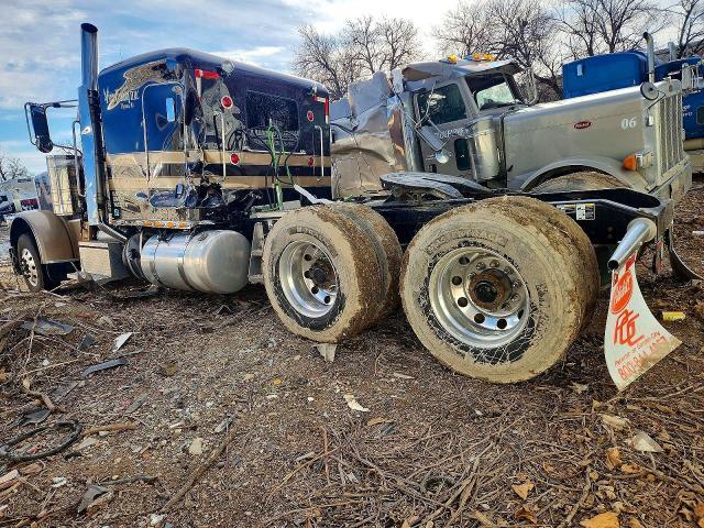 2019 Peterbilt 389 Semi Truck