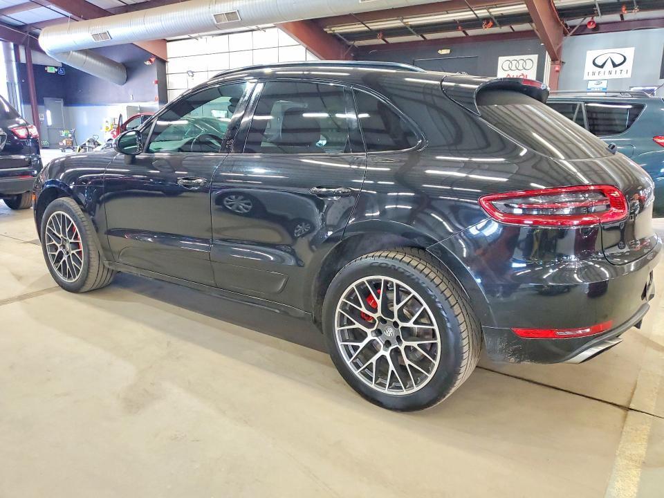 2018 Porsche Macan Turbo