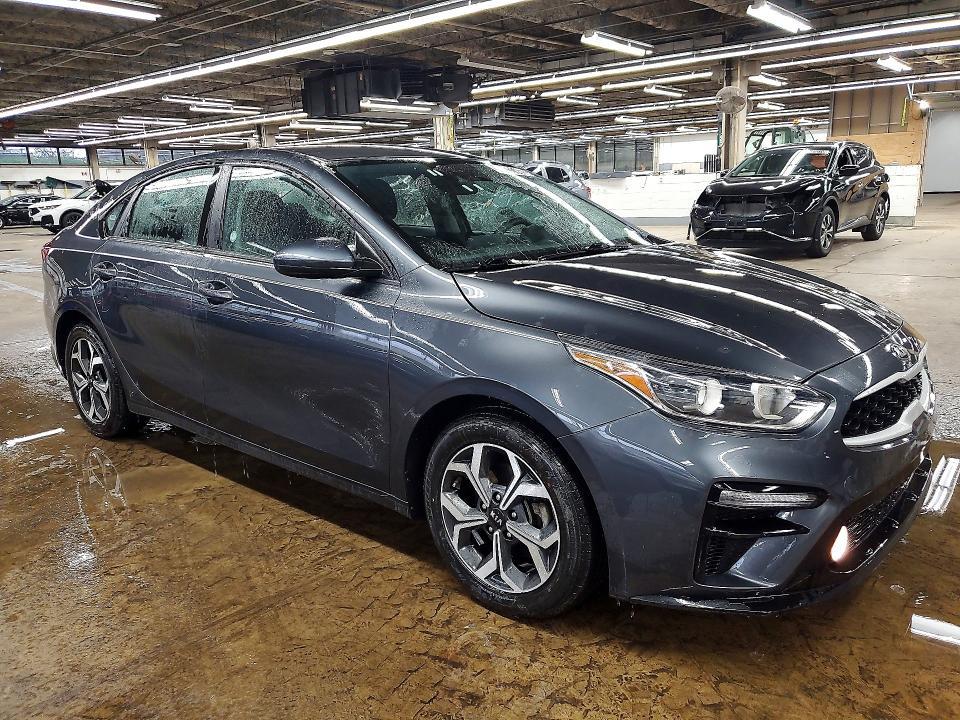 2021 KIA Forte lxs