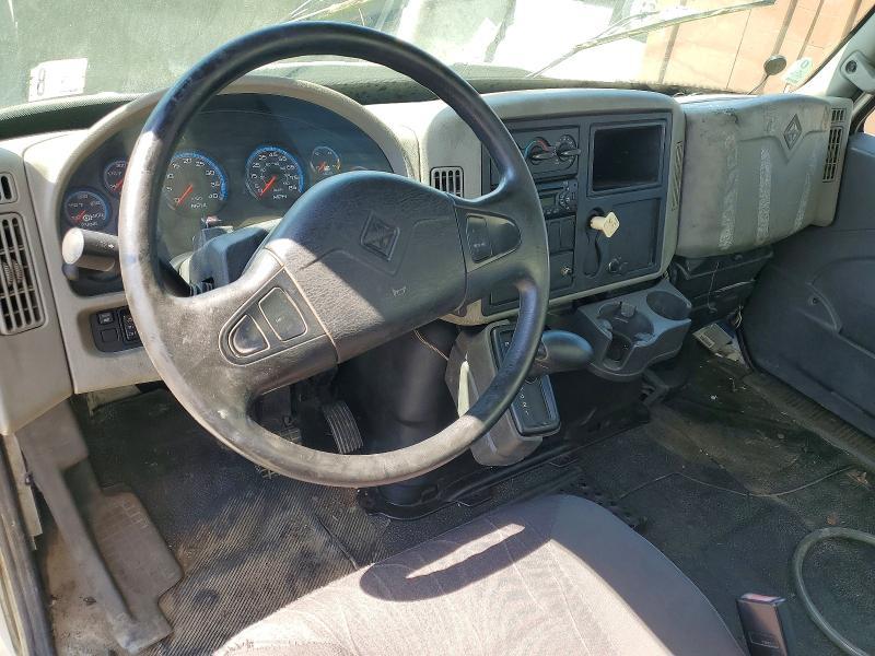 2013 International 4300 BOX Truck