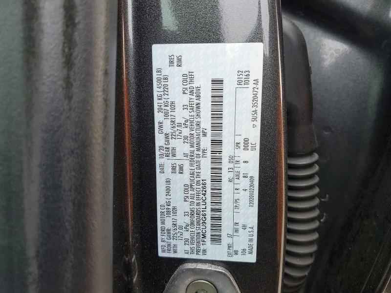 2020 Ford Escape se
