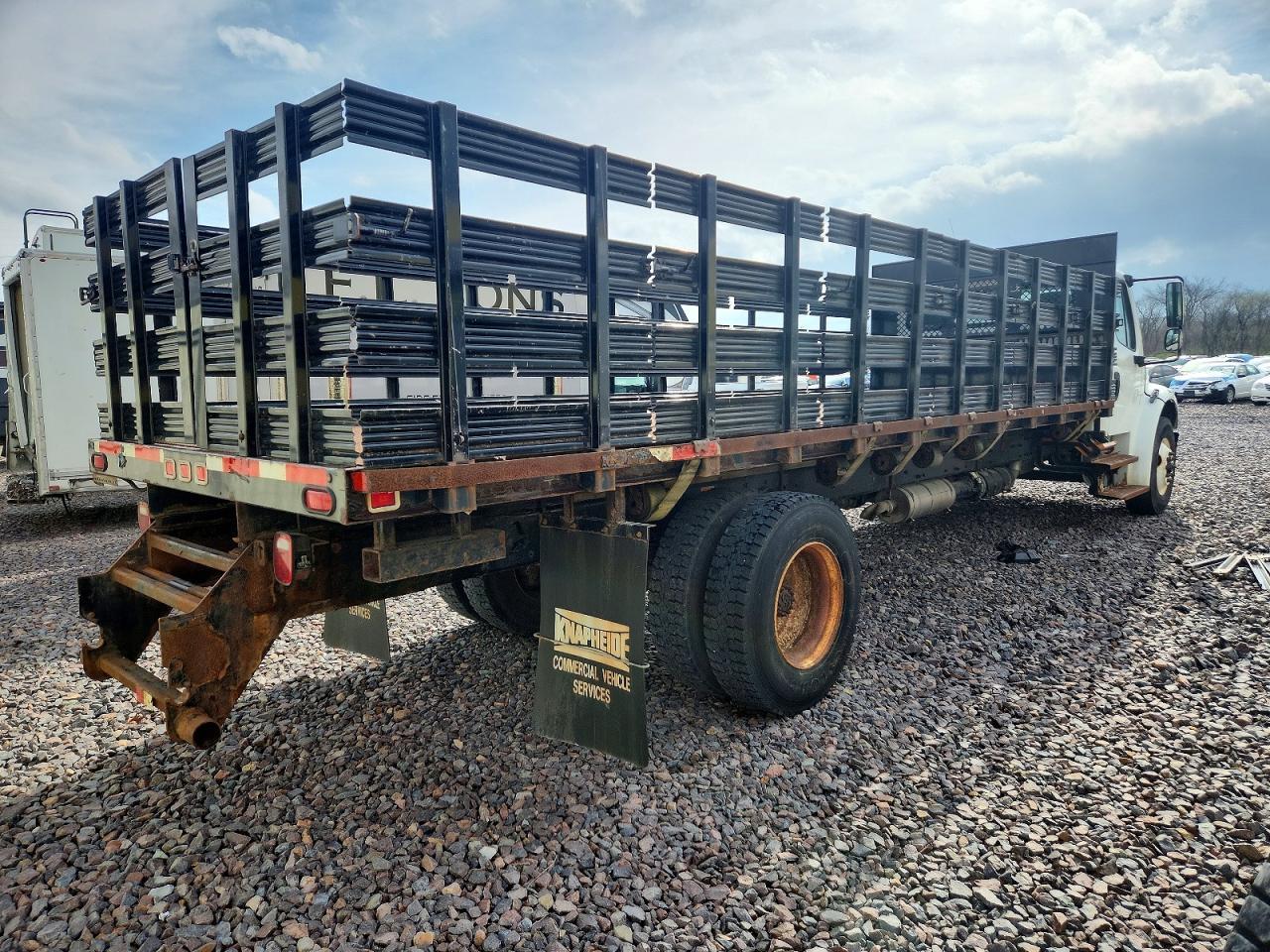 2014 Freigliner 2014 Freightliner Business Class M2 Flatbed Truck