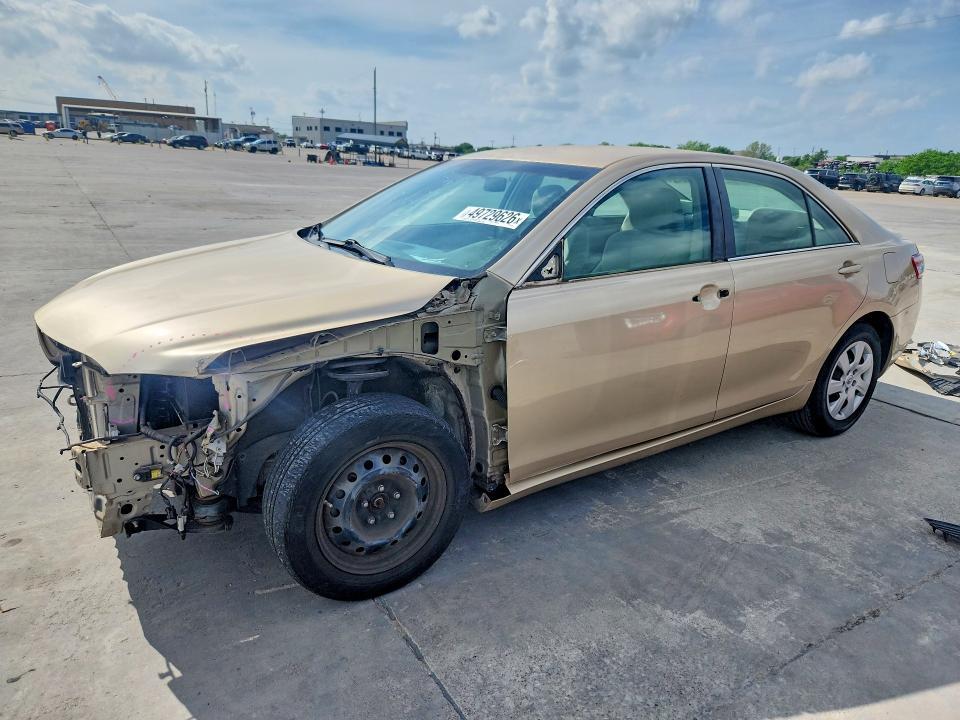 2010 Toyota Camry le