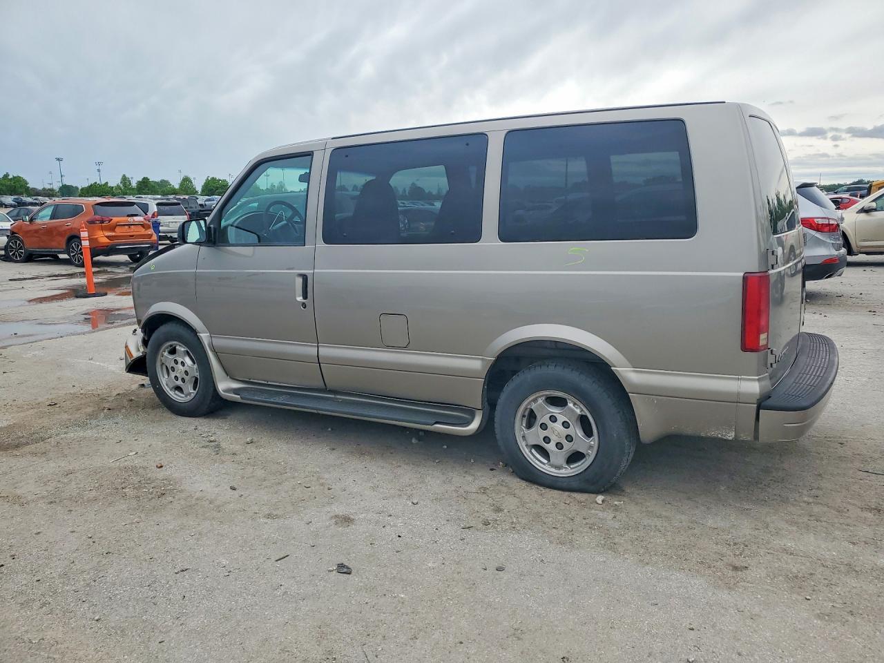 2004 Chevrolet Astro