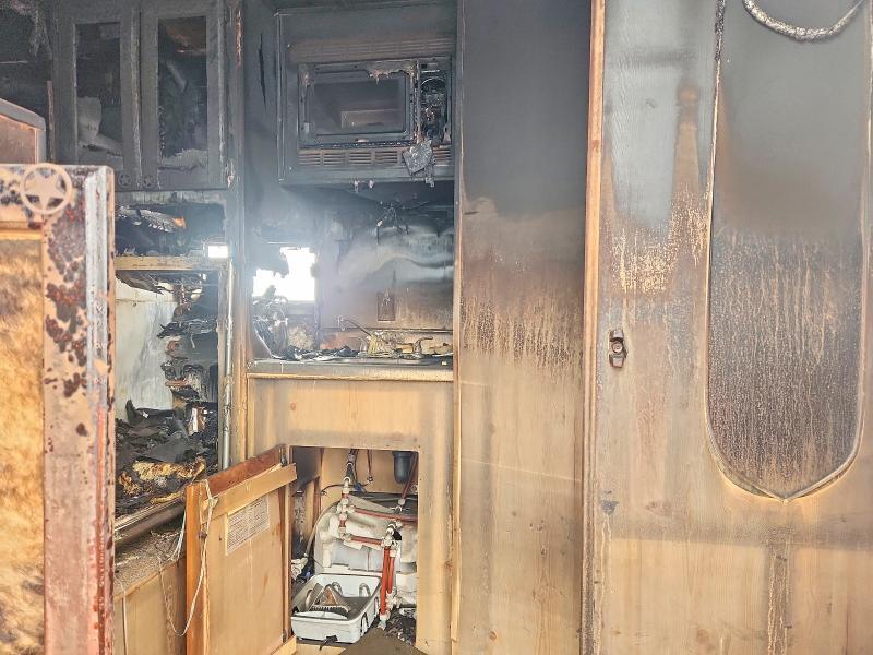 2004 Sundowner Horse Trailer