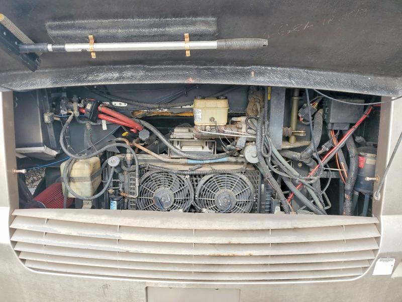 2002 Workhorse Custom Chassis W22 RV