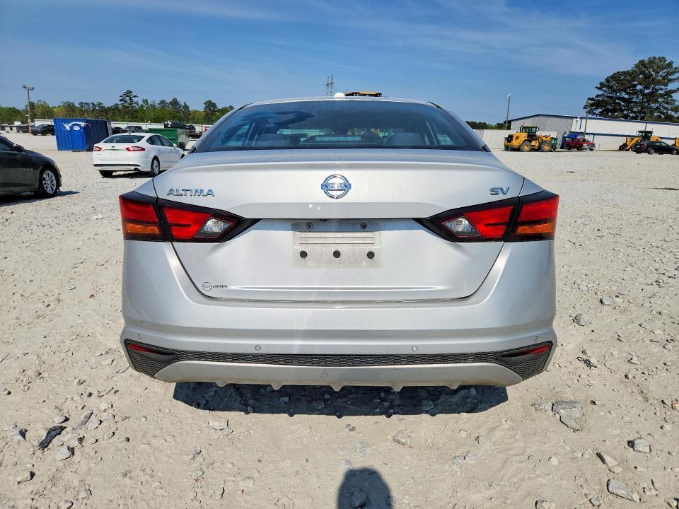 2021 Nissan Altima 2.5 sv