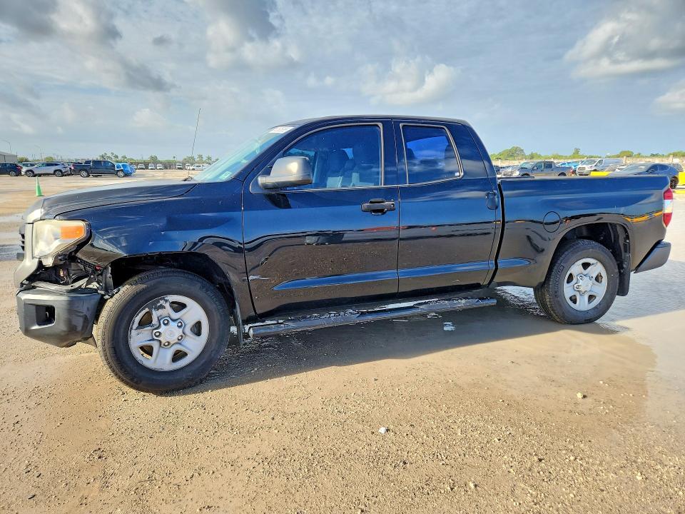 2015 Toyota Tundra SR