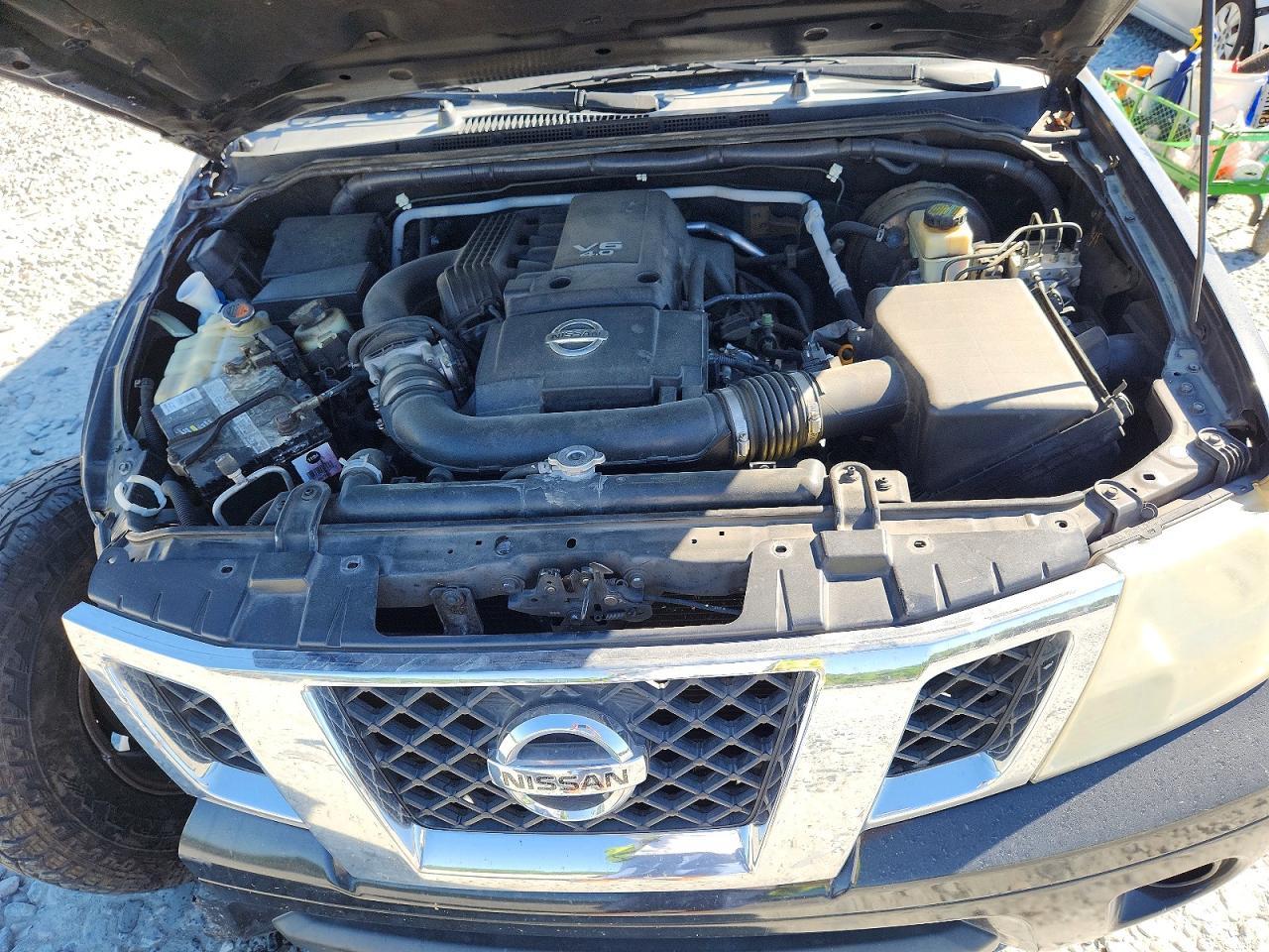 2016 Nissan Frontier SV