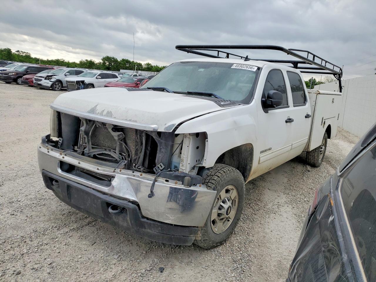 2013 Chevrolet Silverado 2500 Utility / Service Truck