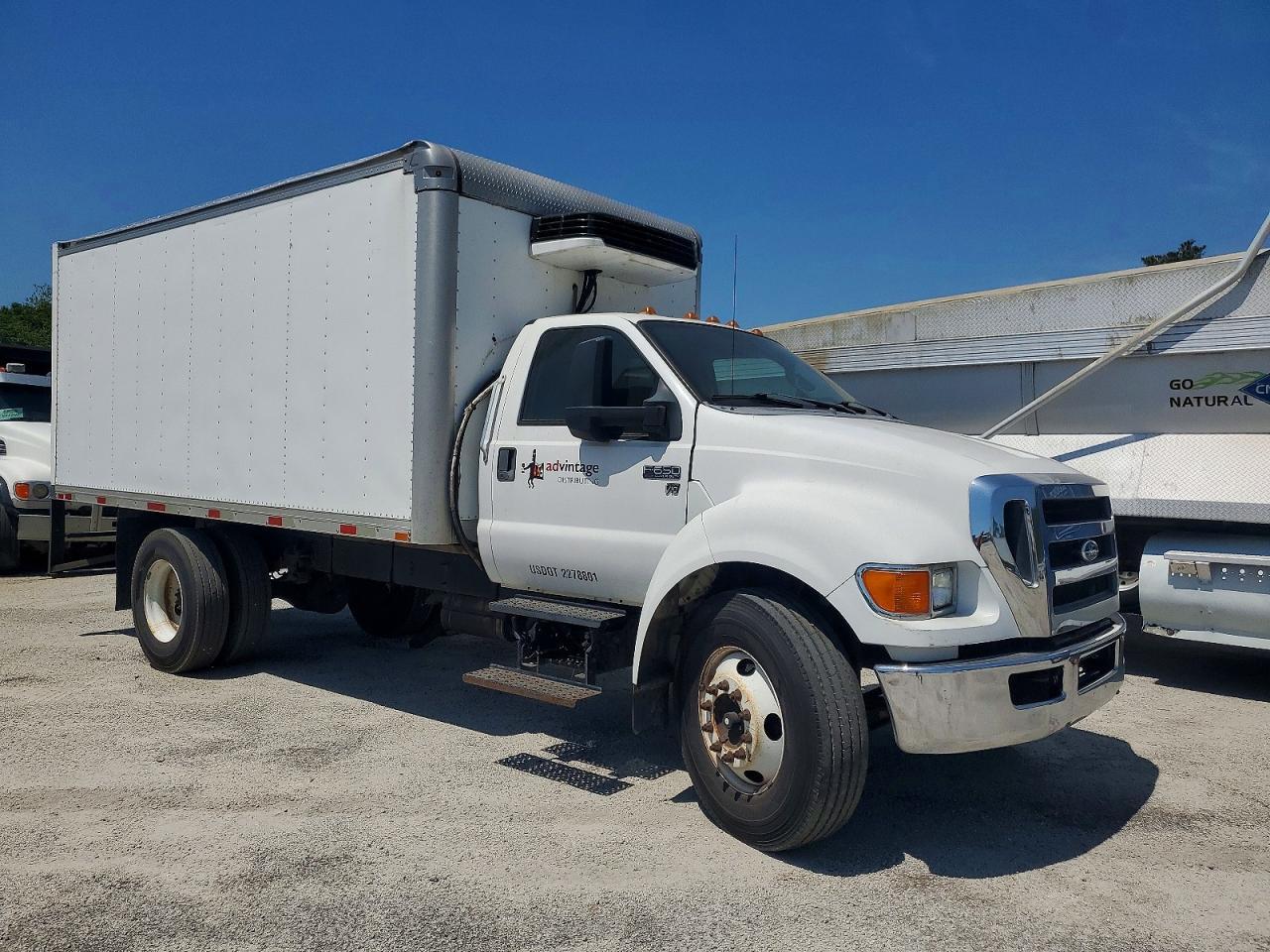 2026 Ford F650 Super Duty Refrigerated BOX Truck