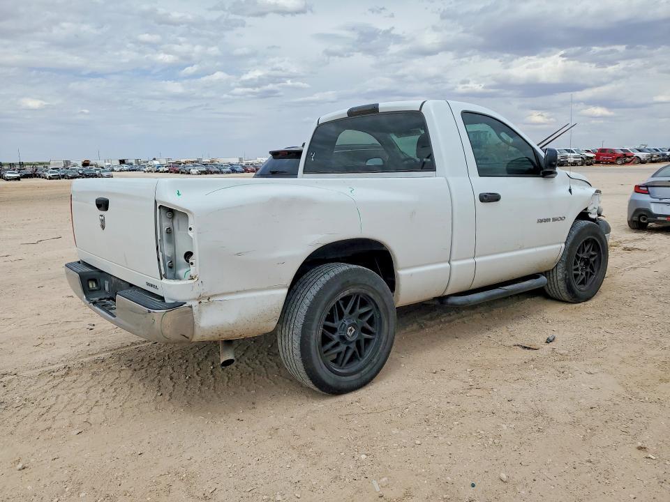 2005 Dodge Ram 1500 st