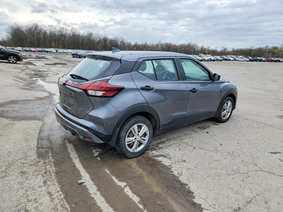 2023 Nissan Kicks s