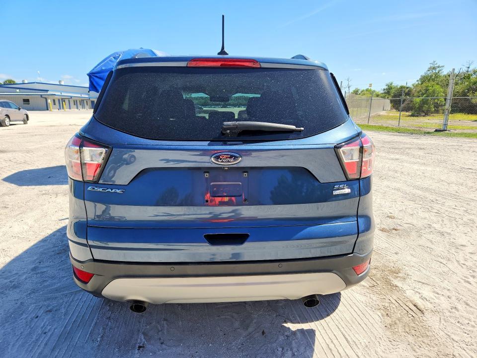 2018 Ford Escape sel