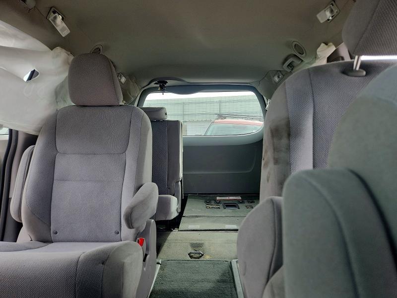 2015 Toyota Sienna l 7-passenger