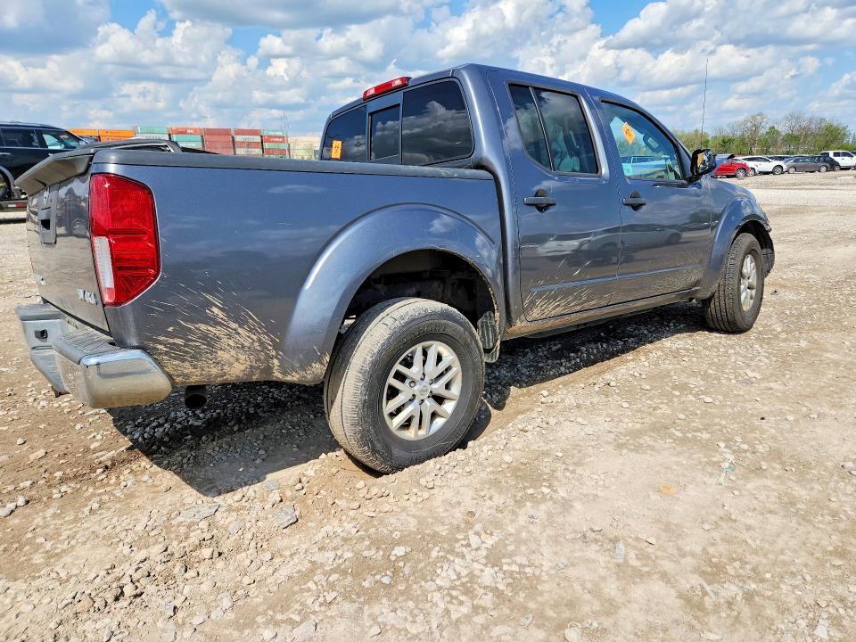 2016 Nissan Frontier SV