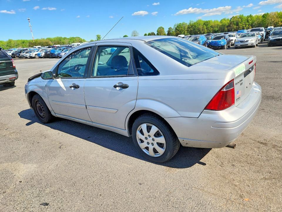 2005 Ford Focus ZX4