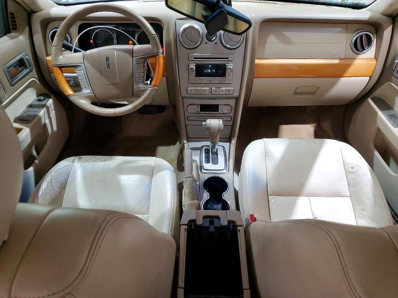 2007 Lincoln Townhouse MKZ
