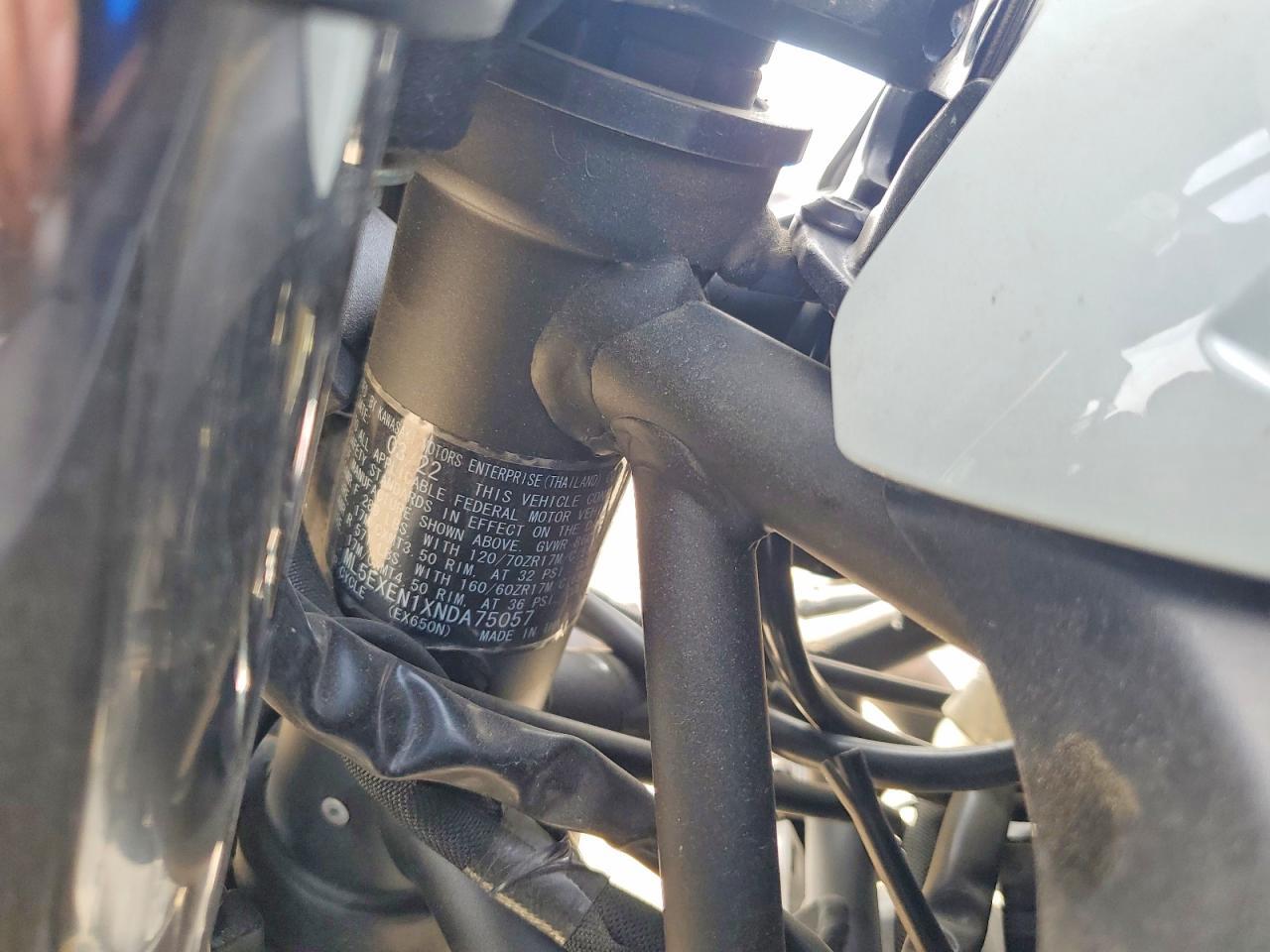 2022 Kawasaki EX650 N