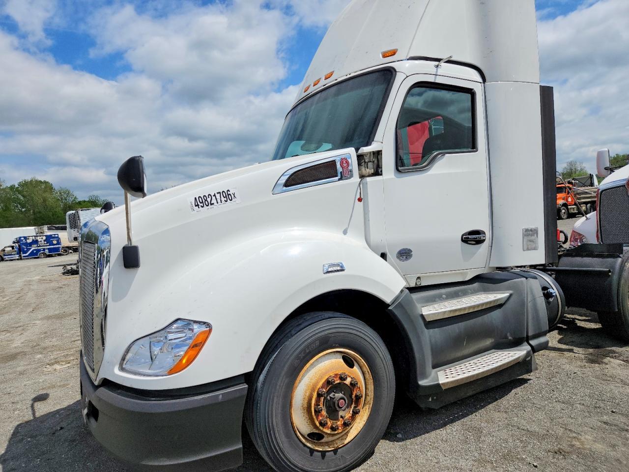 2020 Kenworth T680 Semi Truck