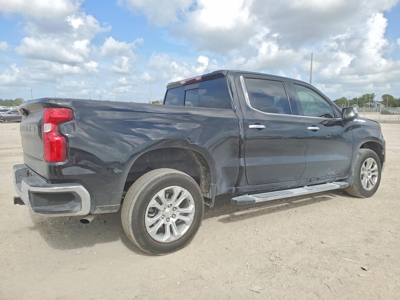 2024 Chevrolet Silverado C1500 LTZ