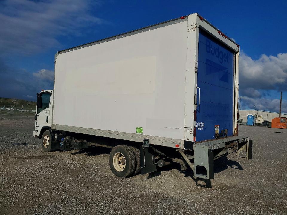 2018 Isuzu NPR HD