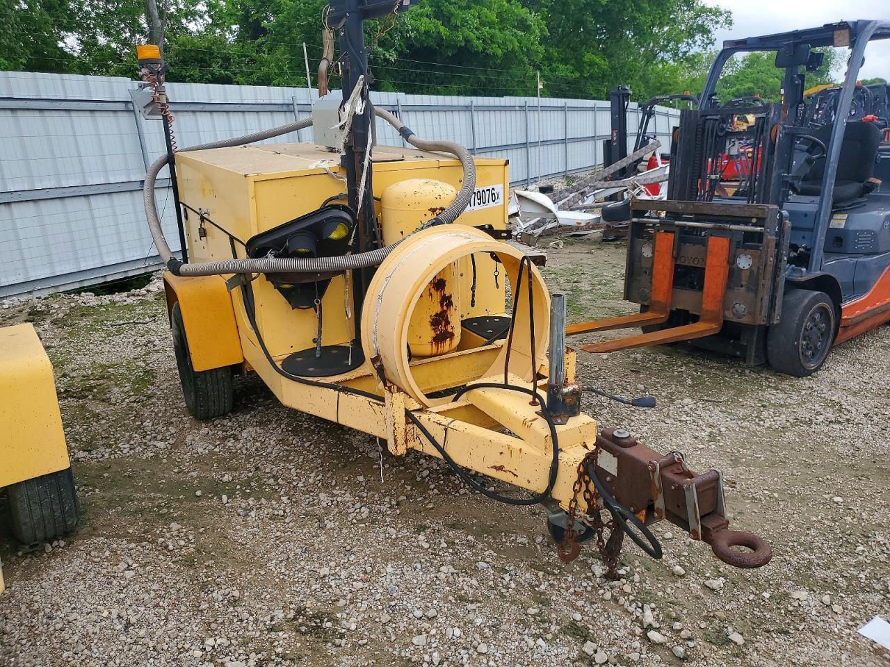 1999 Fene Trailer