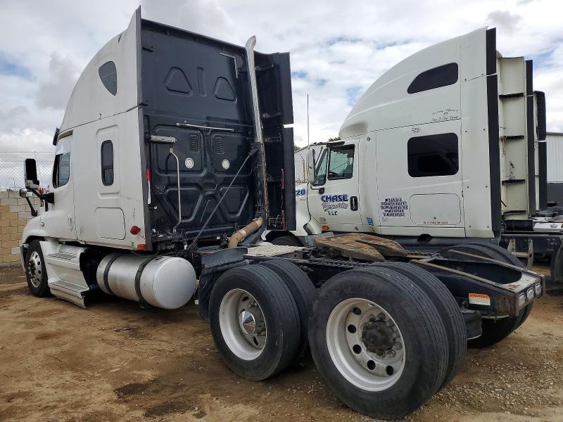 2014 Freigliner 2014 Freightliner Cascadia 1-Semi Truck