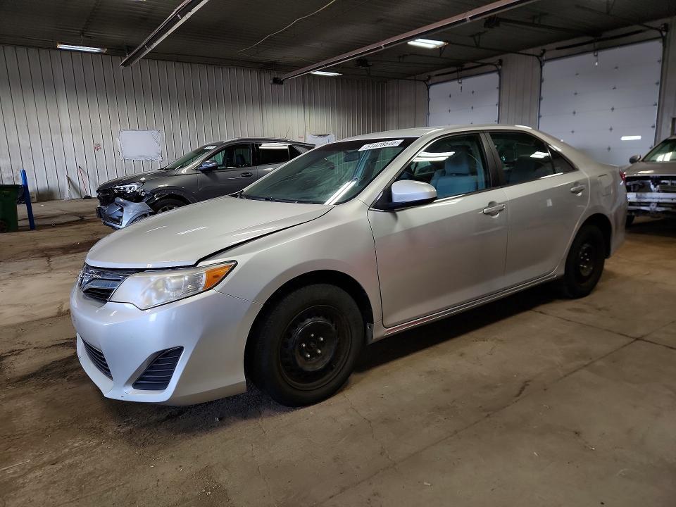 2013 Toyota Camry le