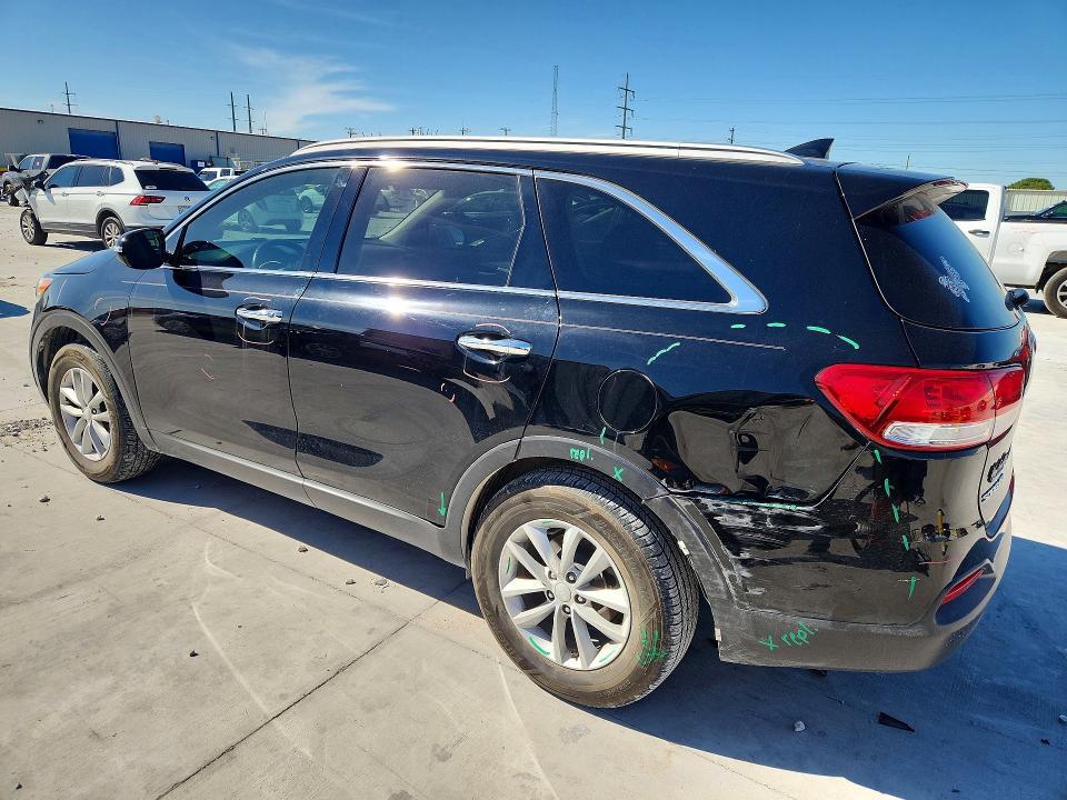 2017 KIA Sorento lx V6