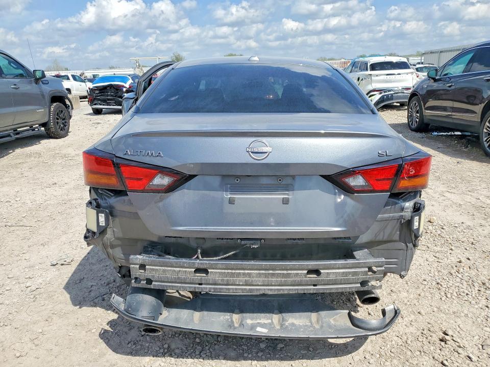 2023 Nissan Altima sl