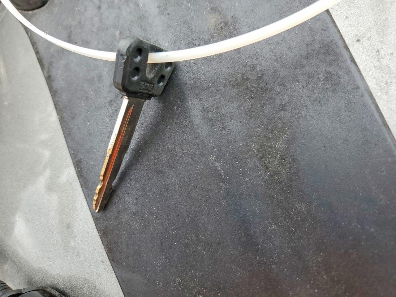 1999 Yama XVZ13T