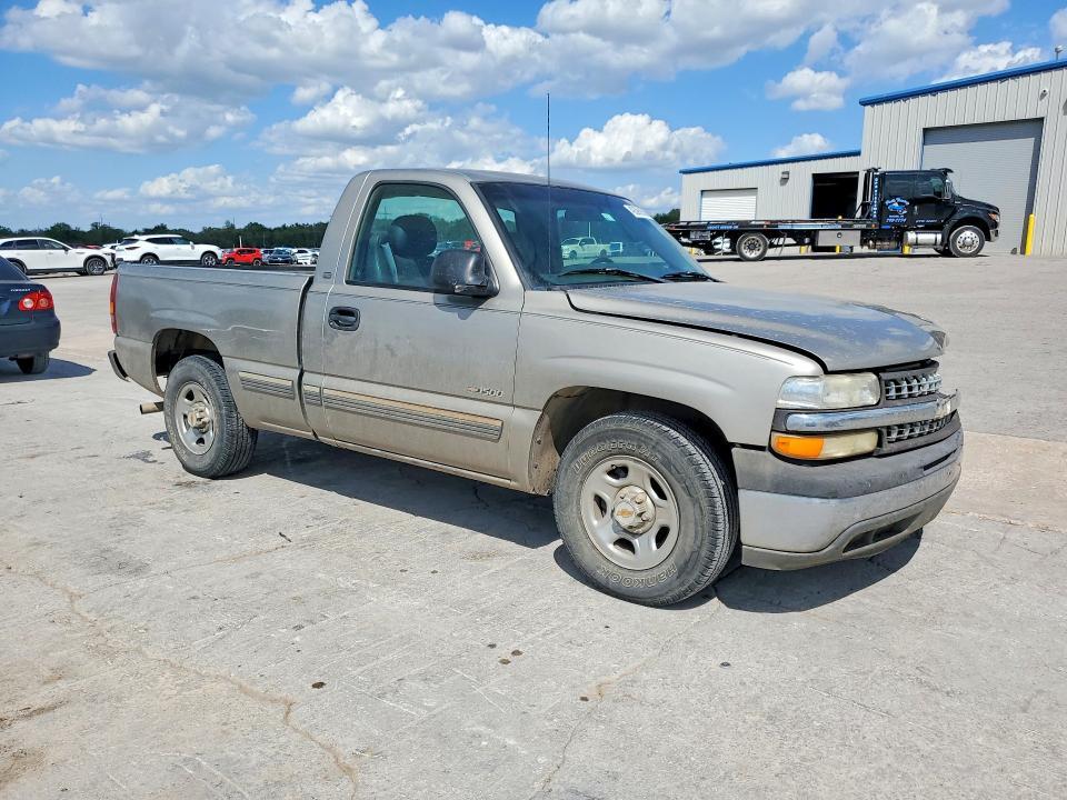 2000 Chevrolet Silverado C1500