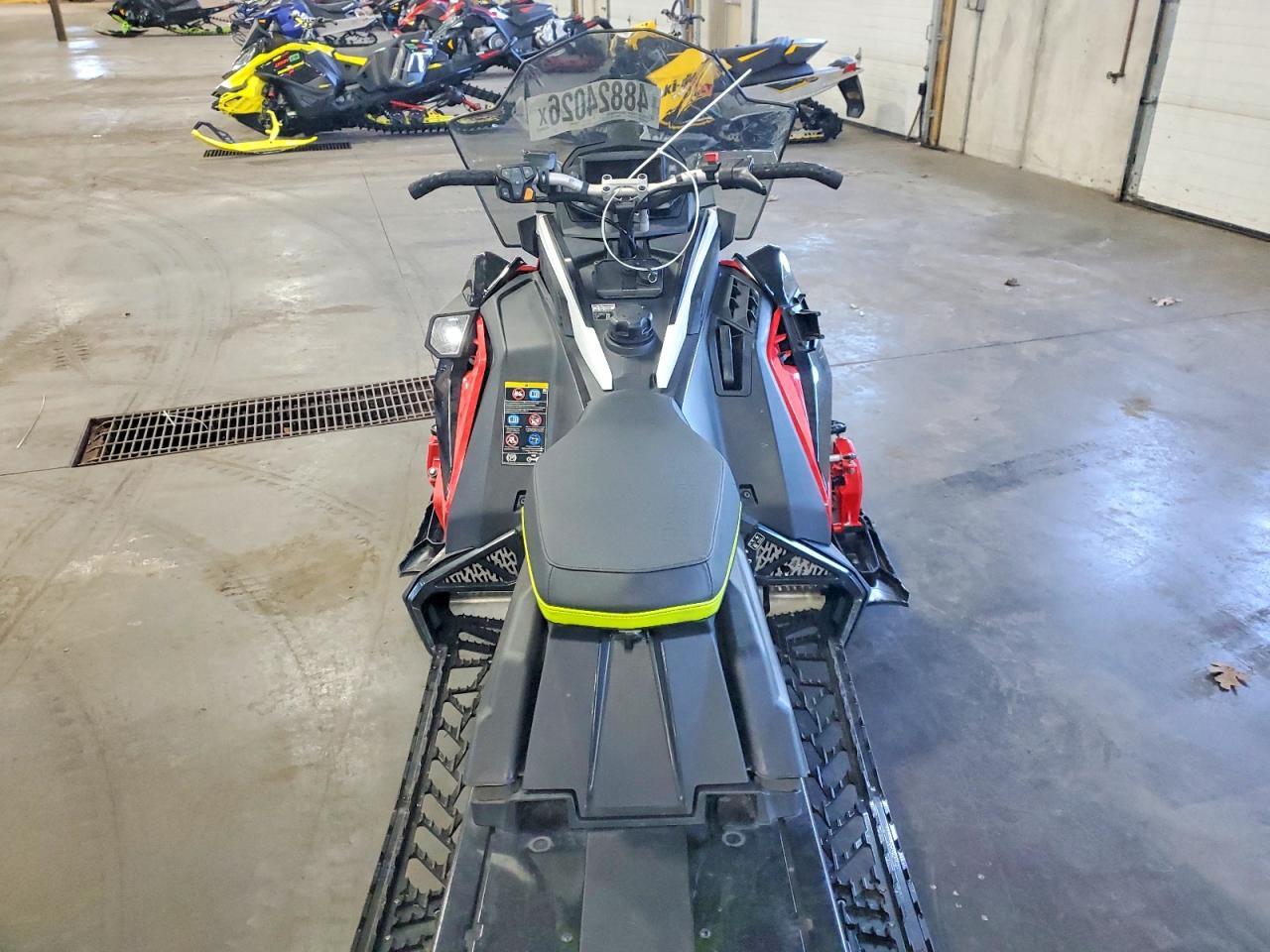 2022 Polaris Matryx Adventure PKG