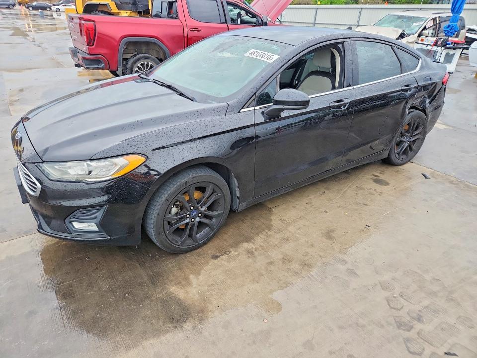 2019 Ford Fusion se