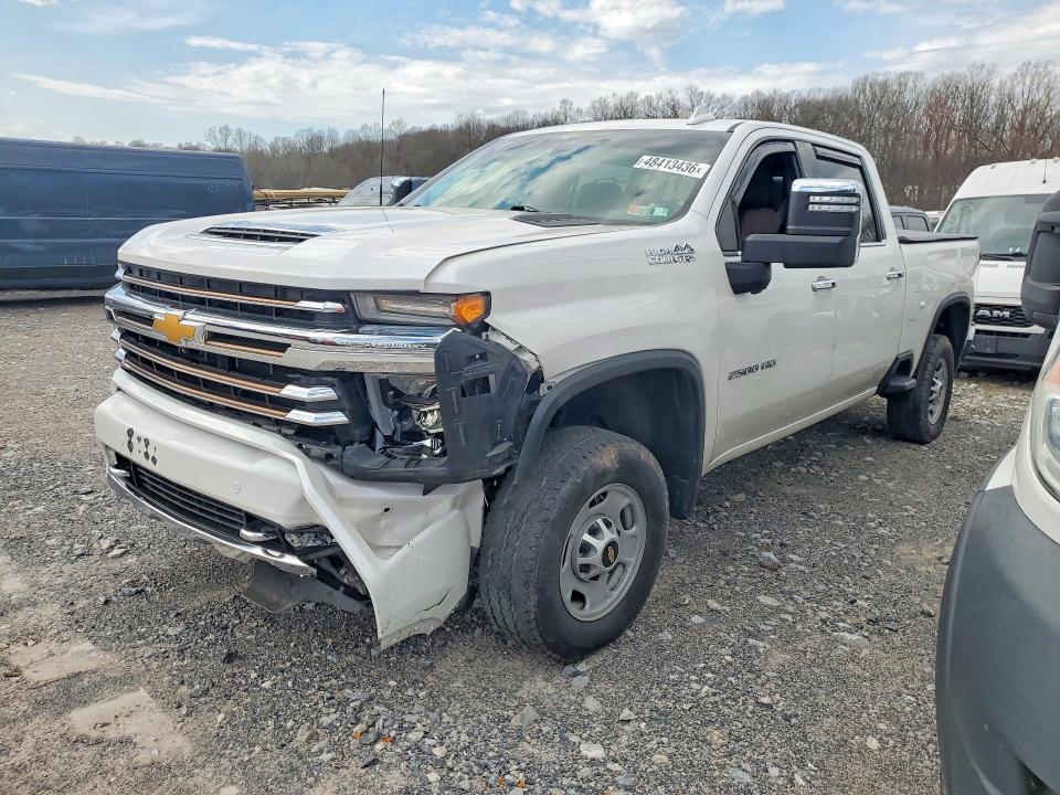 2022 Chevrolet Silverado K2500 High Country