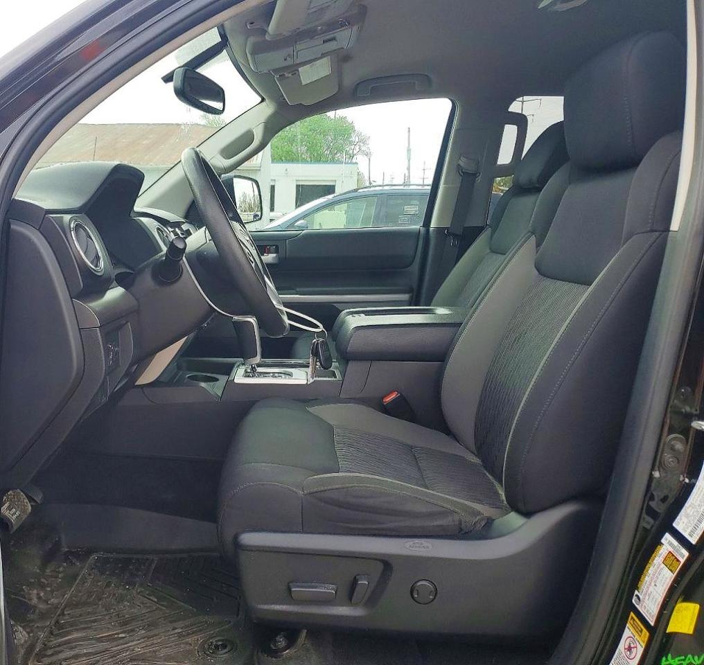 2015 Toyota Tundra SR5